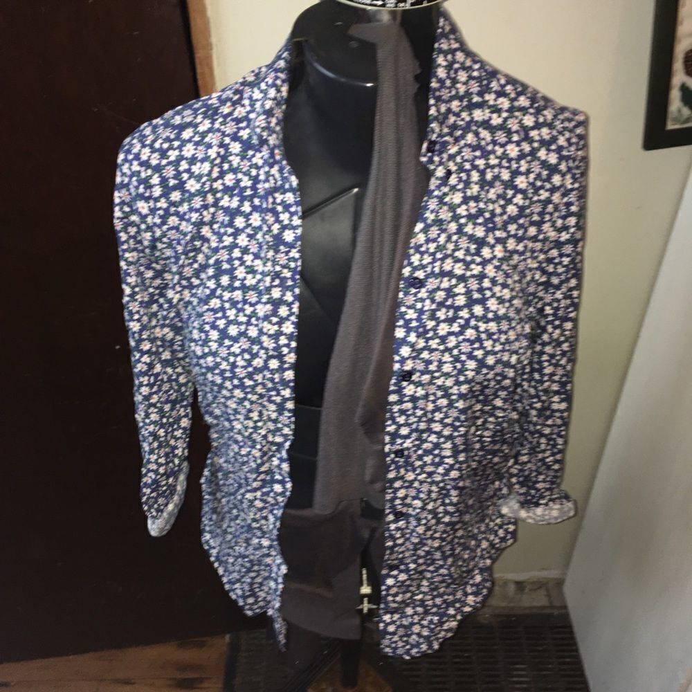 Top shop US2 blue vintage inspired button down top